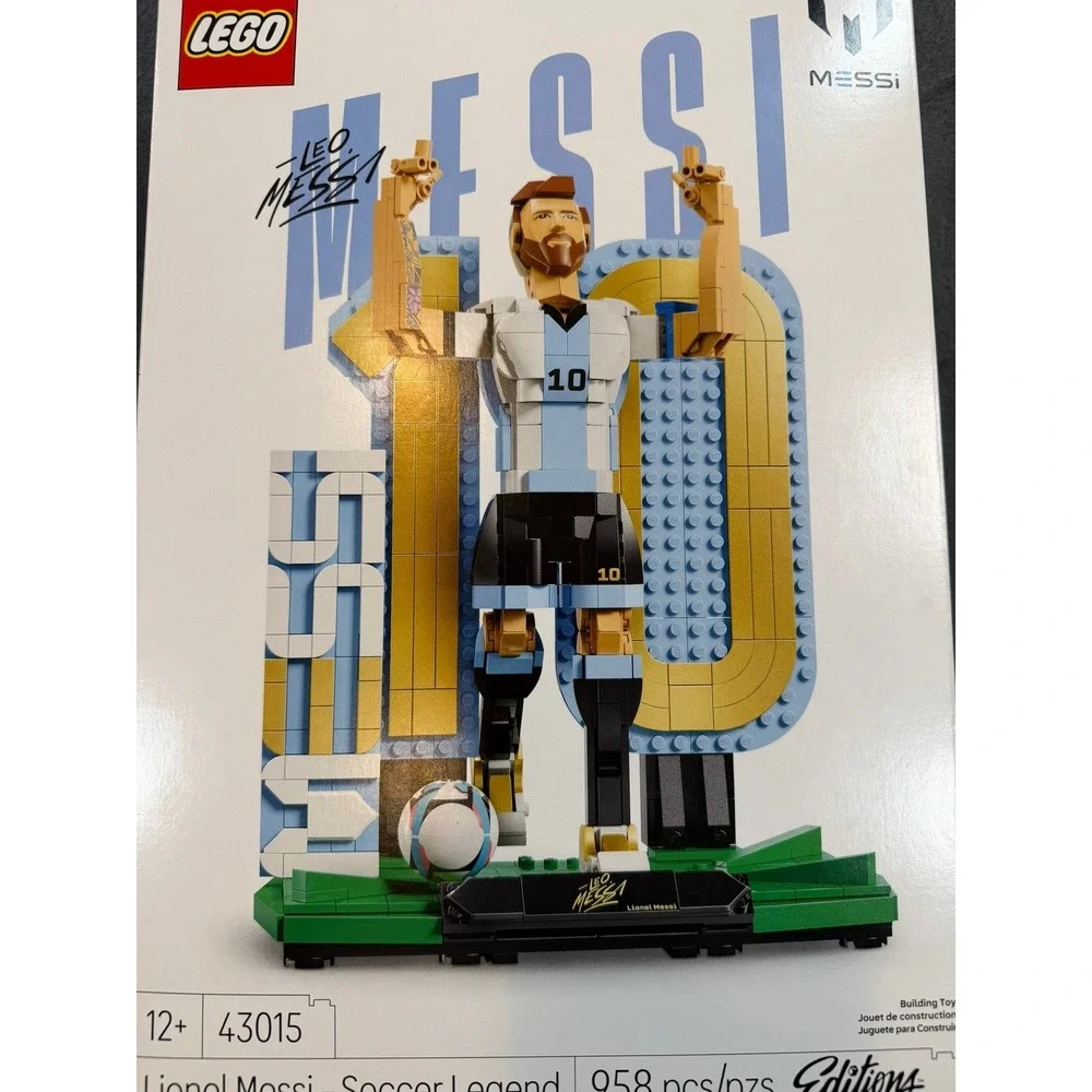 LEGO Lionel Messi Soccer Legend 43015 Building Set 958 Pcs 2-in-1 Football Icon